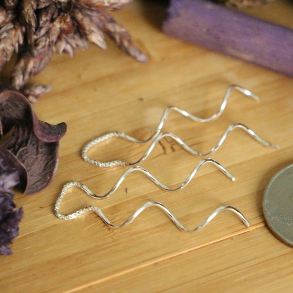 925 Sterling Silver wire twisted dangle earrings - Picture 2 of 3